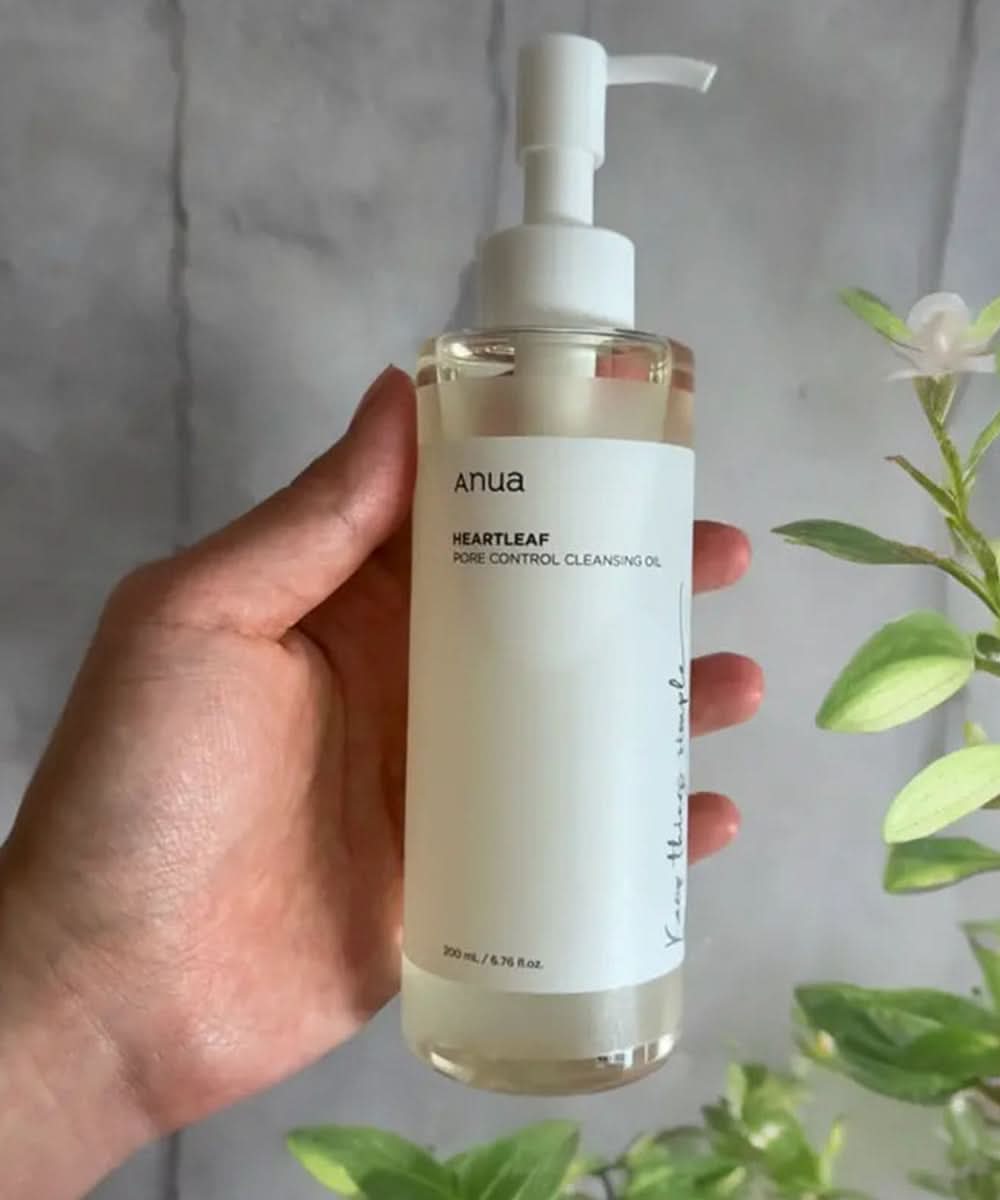 Anua Heartleaf Pore Control Cleansing Oil