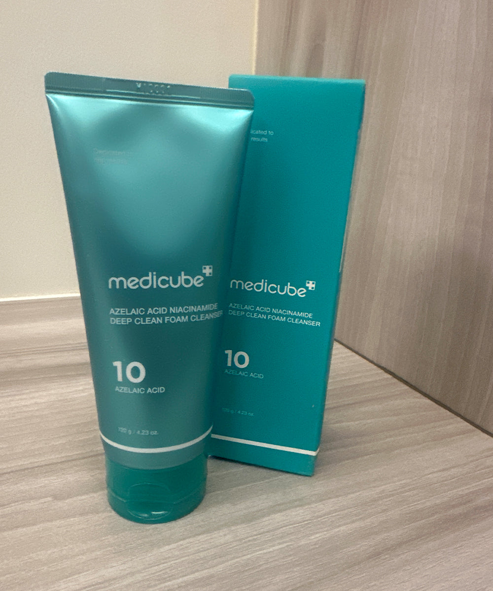 Medicube – Azelaic Acid Niacinamide Deep Clean Foam Cleanser