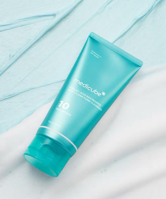 Medicube – Azelaic Acid Niacinamide Deep Clean Foam Cleanser