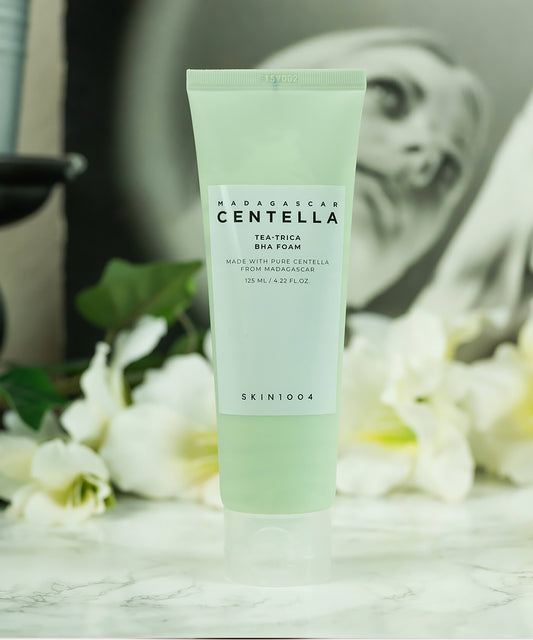 SKIN1004 Centella Tea Trica BHA Foam